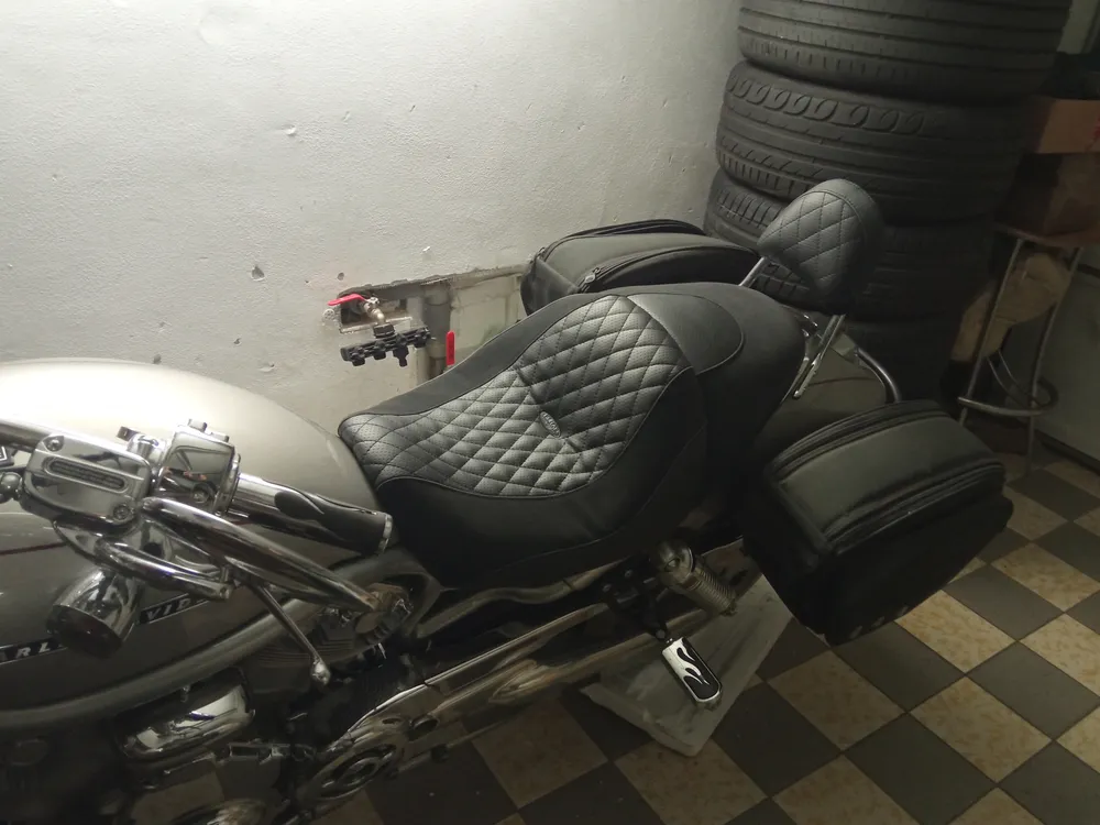 ÚPRAVA SEDLA -V-ROD - MOTO 3 DT
