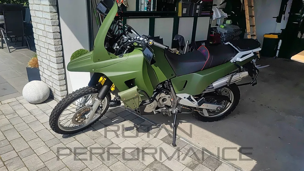 ÚPRAVA SEDLA -DR 650+750+800 - MOTO 2 DT