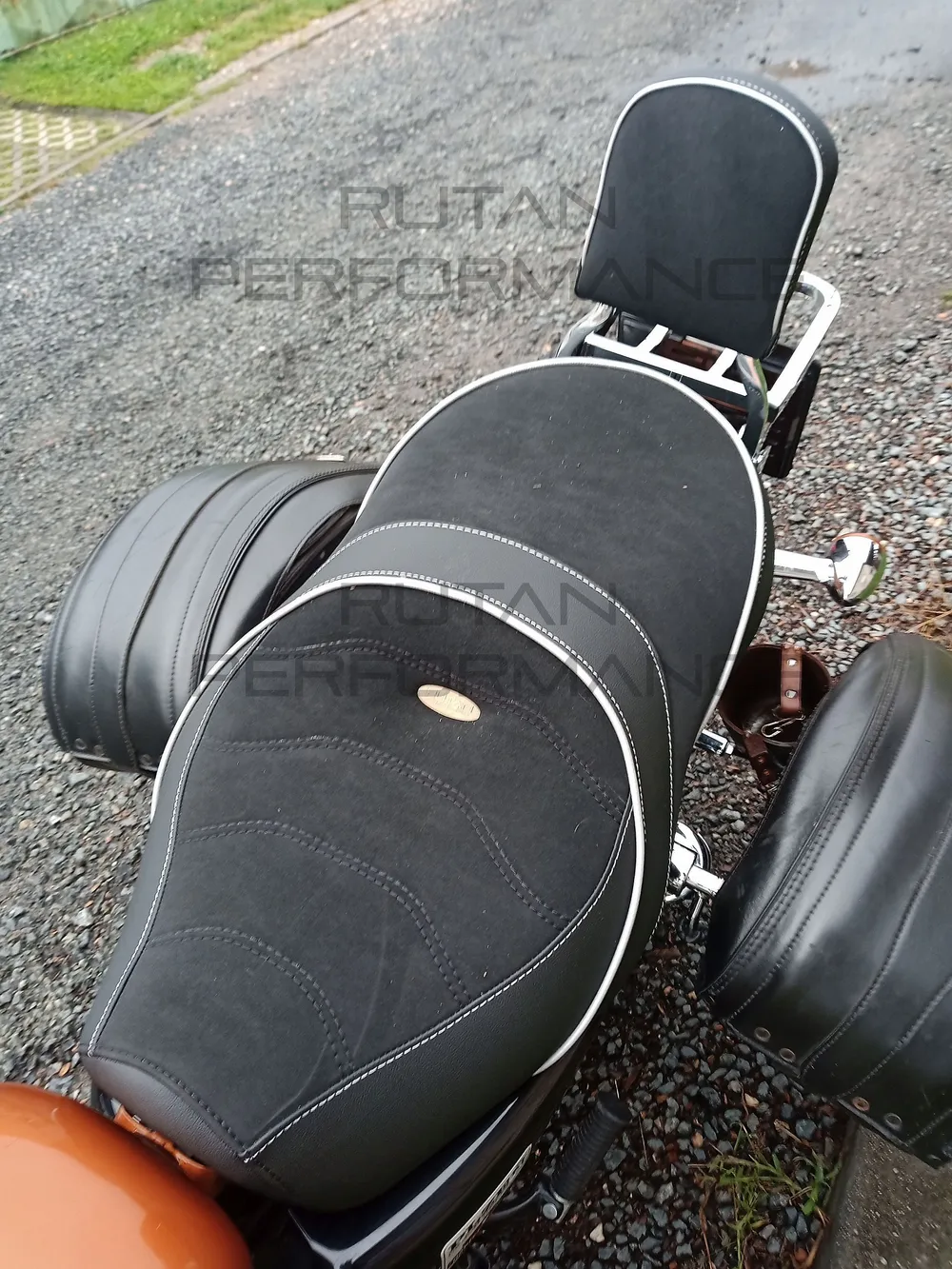 ÚPRAVA SEDLA -sportster 1200 DT - moto 4