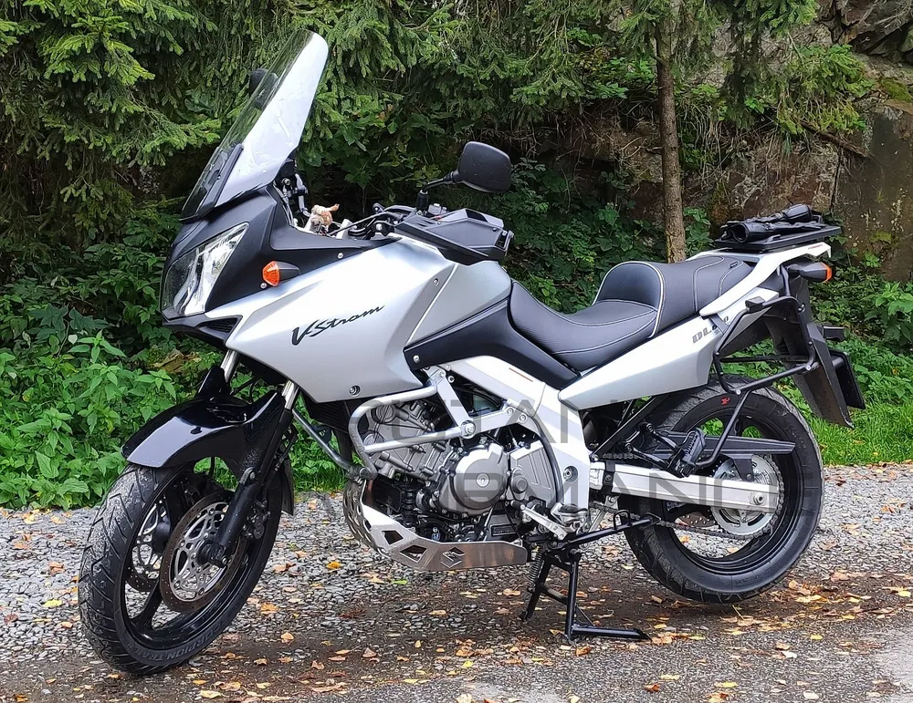 ÚPRAVA SEDLA -V-STROM 650+1000 ´X-14 - moto 2 DT