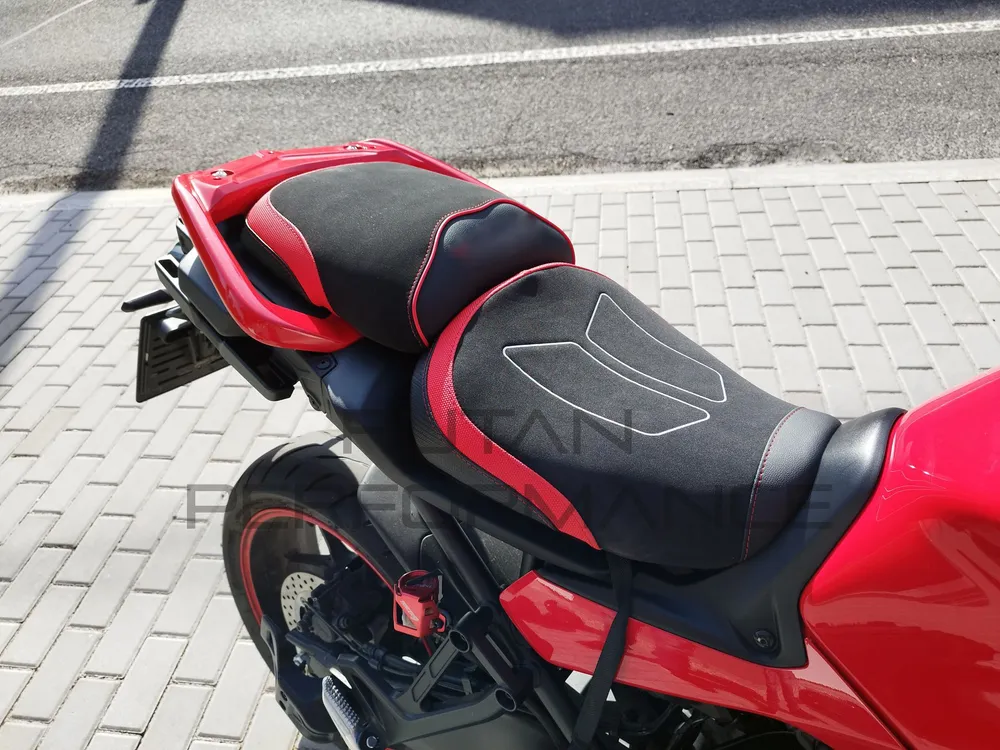 ÚPRAVA SEDLA -Tracer 900 ´21-x - moto 1 DT