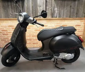 Vespa GT+GTS - moto 1