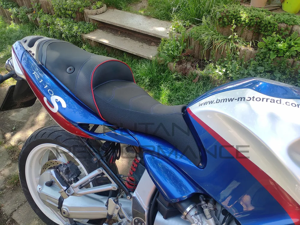 ÚPRAVA SEDLA -R 1100S - moto 1 DT