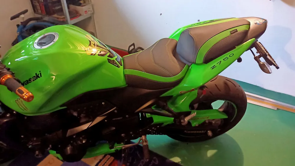 ÚPRAVA SEDLA -Z 750 ´07-12 +Z 1000 ´07-09 - MOTO 2 DT