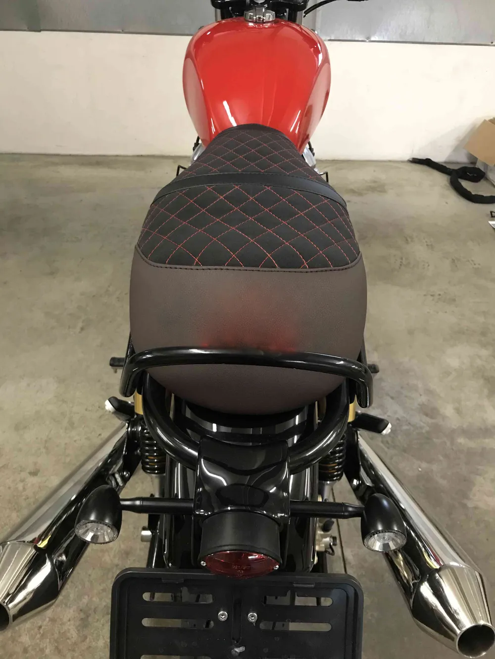 ÚPRAVA SEDLA -interceptor - 1 DT - MOTO 1