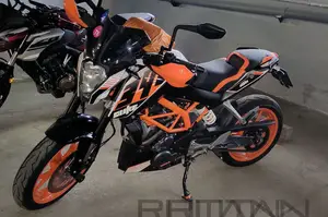 DUKE 125+200+390 - MOTO 1 DT