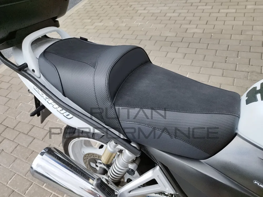 ÚPRAVA SEDLA -GSX 1400 - MOTO 1 DT