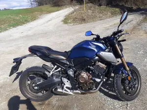 CB+CBR 650R ´18-X - moto 1 DT