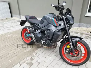 MT-09 ´21-X -  moto 4 DT